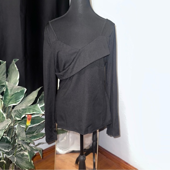 Black Ribbed Asymmetrical Long Sleeve Top | Size XL - Picture 2 of 6